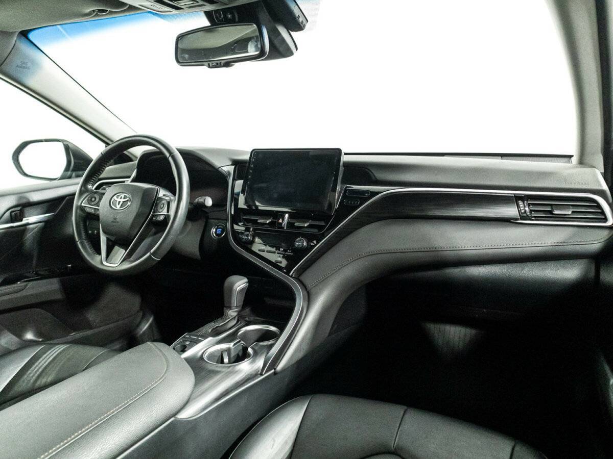 Купить Toyota Camry с пробегом. Фото: #8