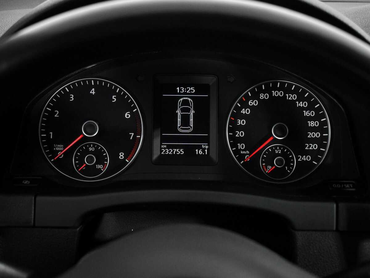 Купить Volkswagen Golf Plus с пробегом. Фото: #17