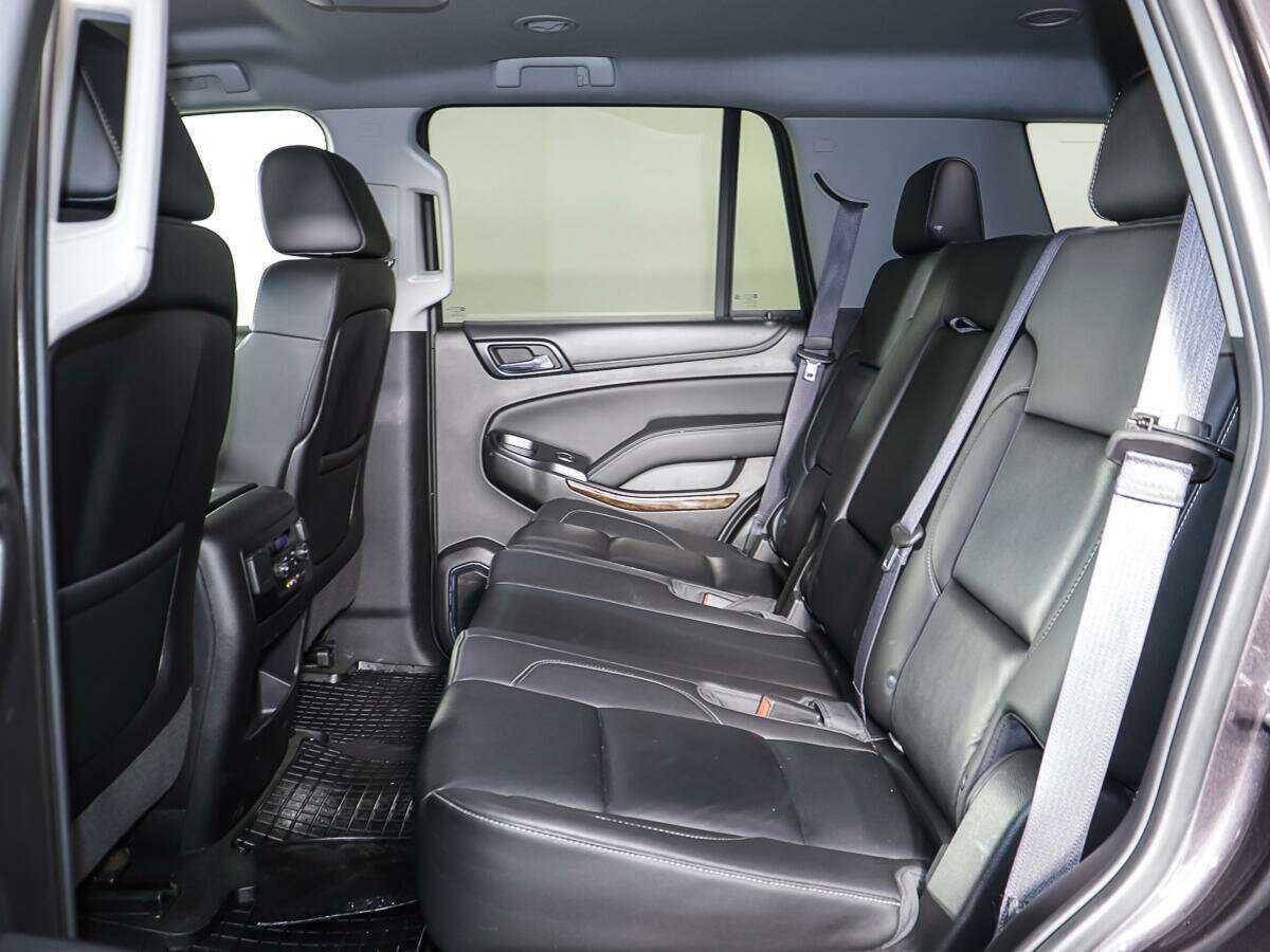 Купить Chevrolet Tahoe с пробегом. Фото: #10