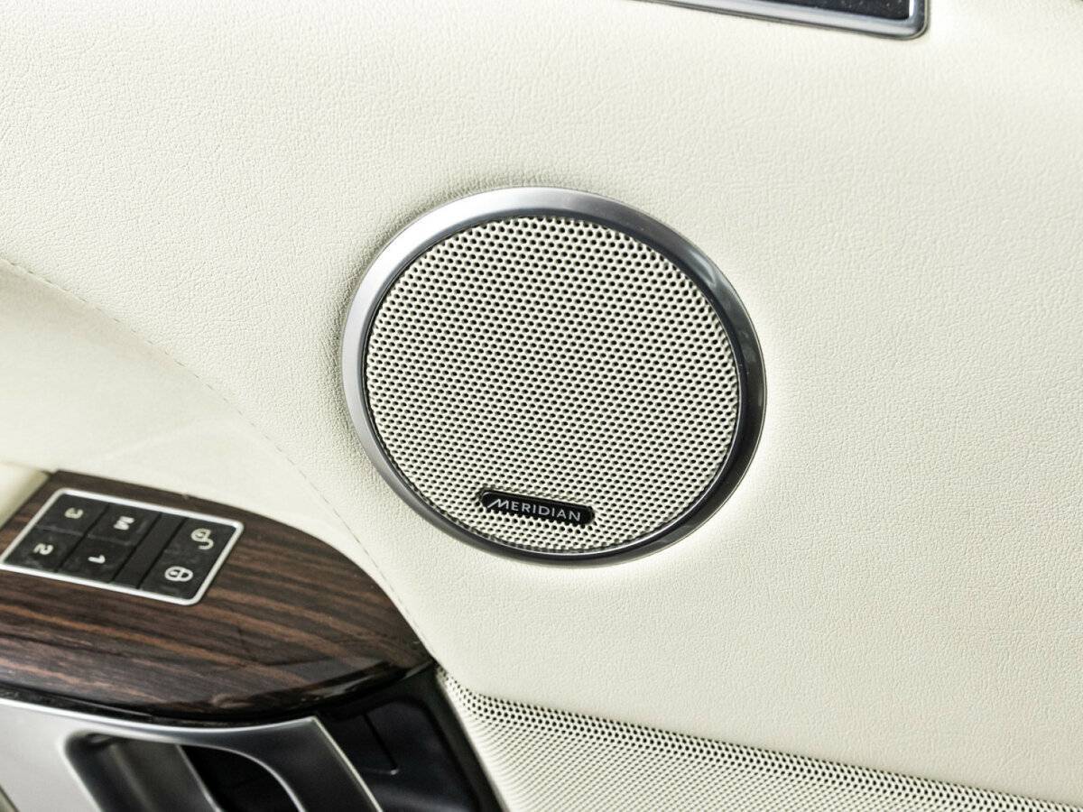 Купить Land Rover Range Rover с пробегом. Фото: #17