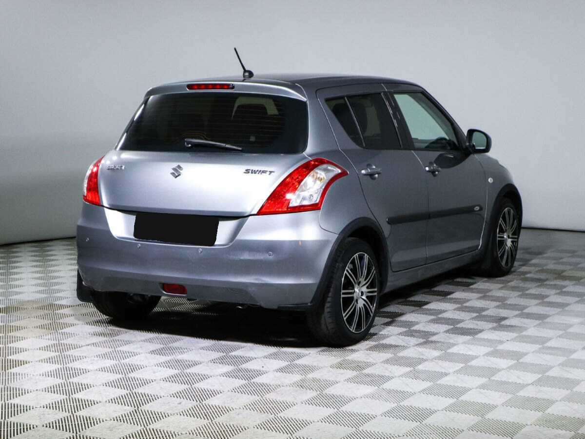 Купить Suzuki Swift с пробегом. Фото: #4
