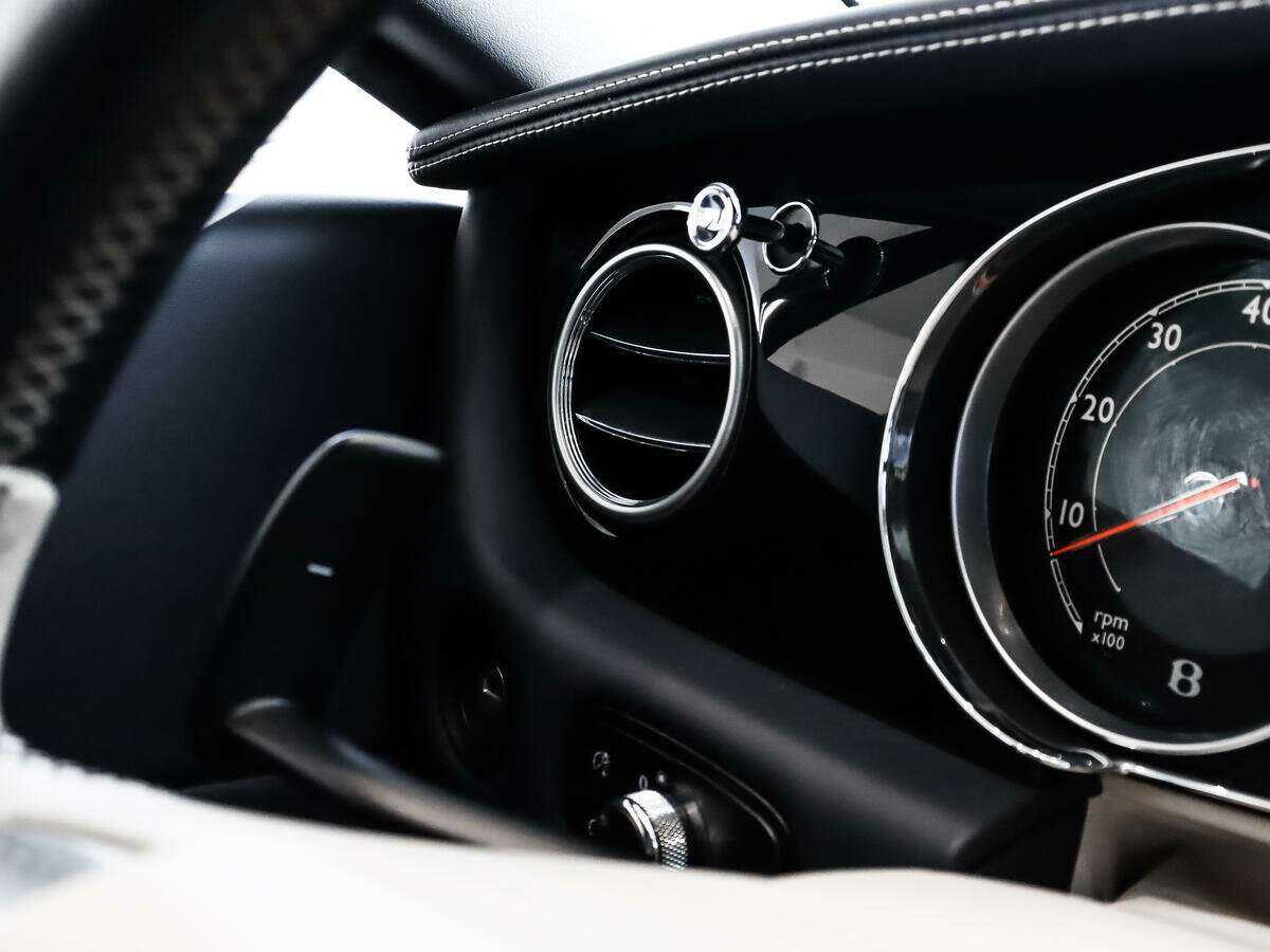 Купить Bentley Continental GT с пробегом. Фото: #13