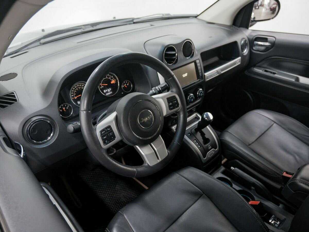 Купить Jeep Compass с пробегом. Фото: #12