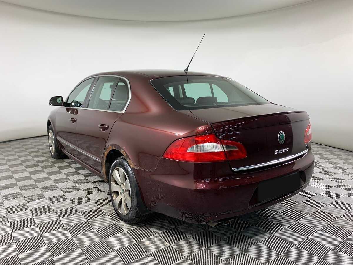 Купить Skoda Superb с пробегом. Фото: #6