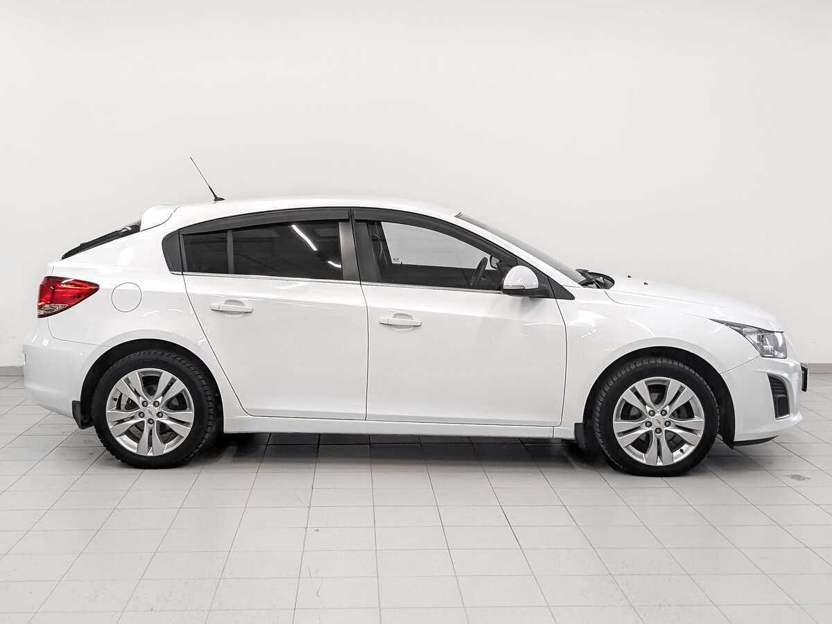 Купить Chevrolet Cruze с пробегом. Фото: #3