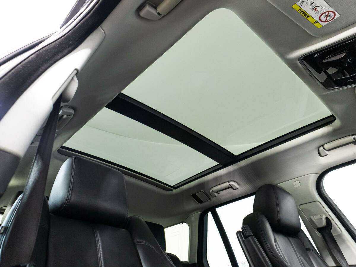 Купить Land Rover Range Rover с пробегом. Фото: #24