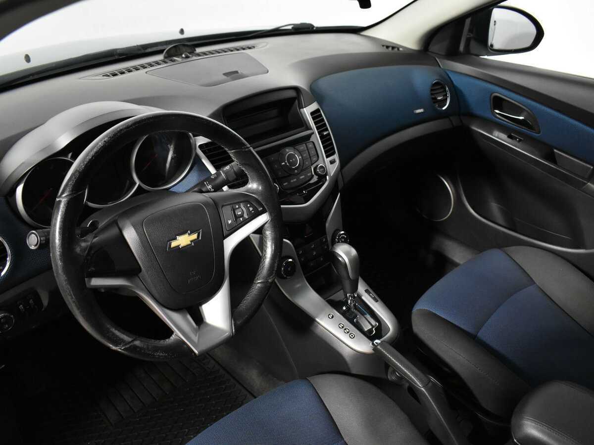 Купить Chevrolet Cruze с пробегом. Фото: #8