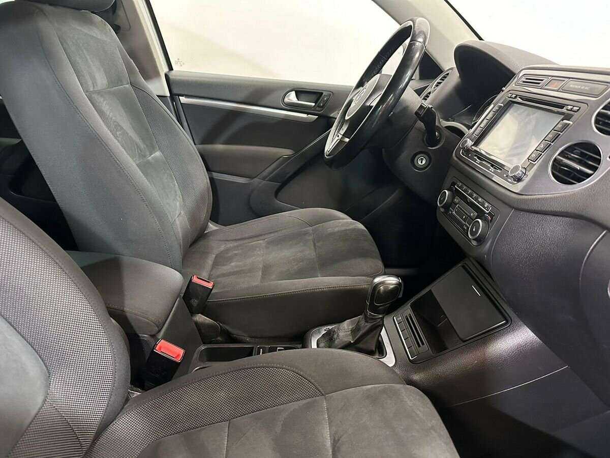 Купить Volkswagen Tiguan с пробегом. Фото: #9