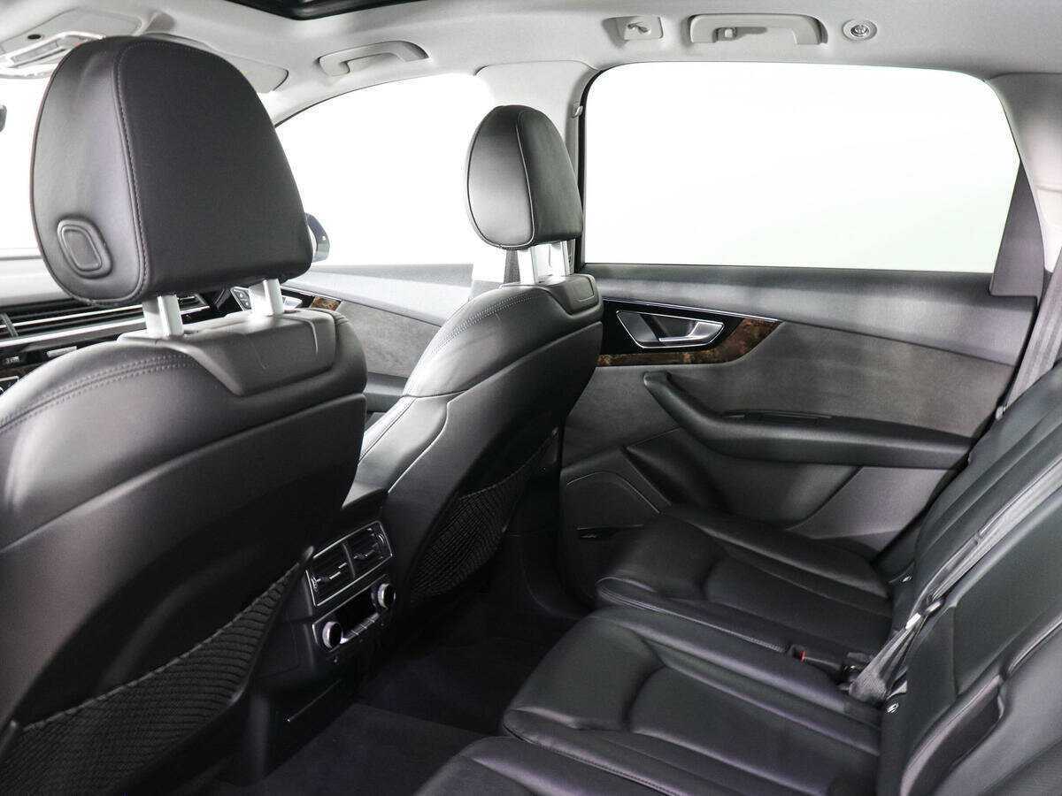 Купить Audi Q7 с пробегом. Фото: #11