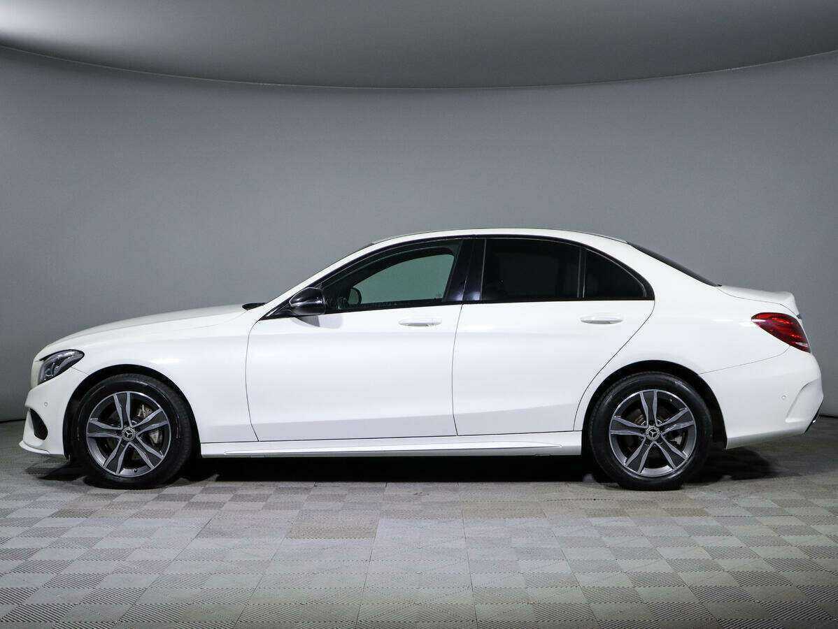 Купить Mercedes-Benz C-Класс с пробегом. Фото: #3