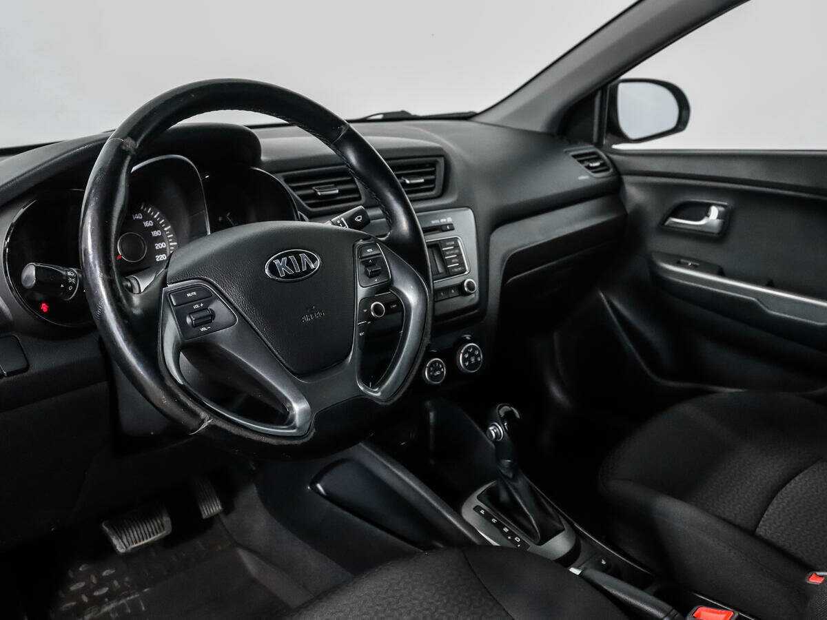 Купить Kia Rio с пробегом. Фото: #8