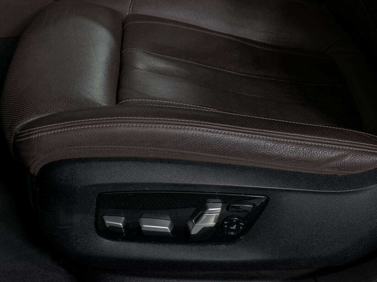 Купить BMW 7 серии с пробегом. Фото: #21