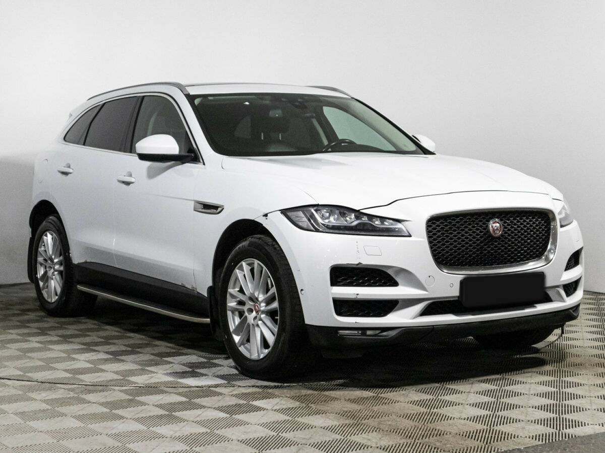 Купить Jaguar F-Pace с пробегом. Фото: #2