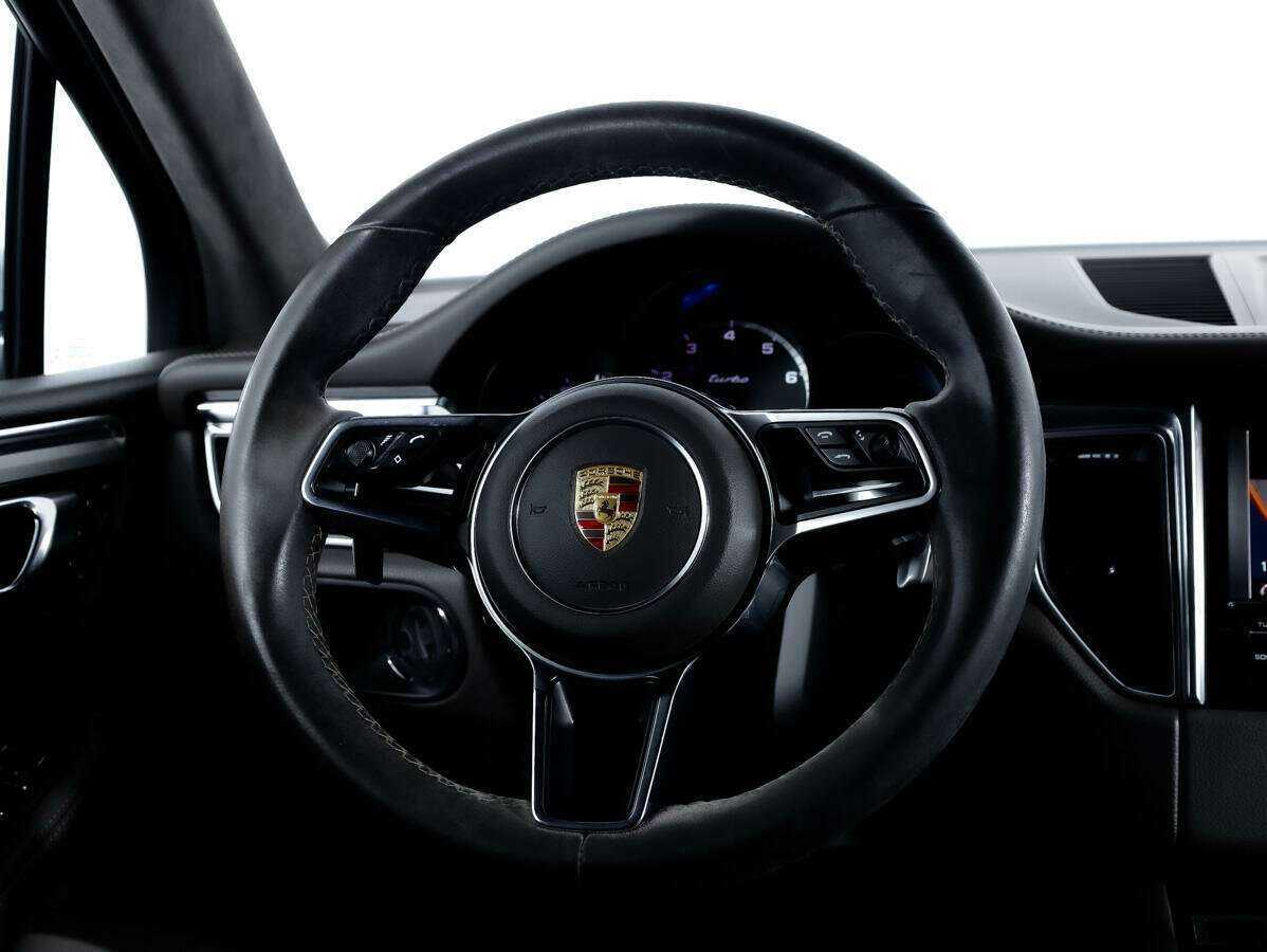 Купить Porsche Macan с пробегом. Фото: #27