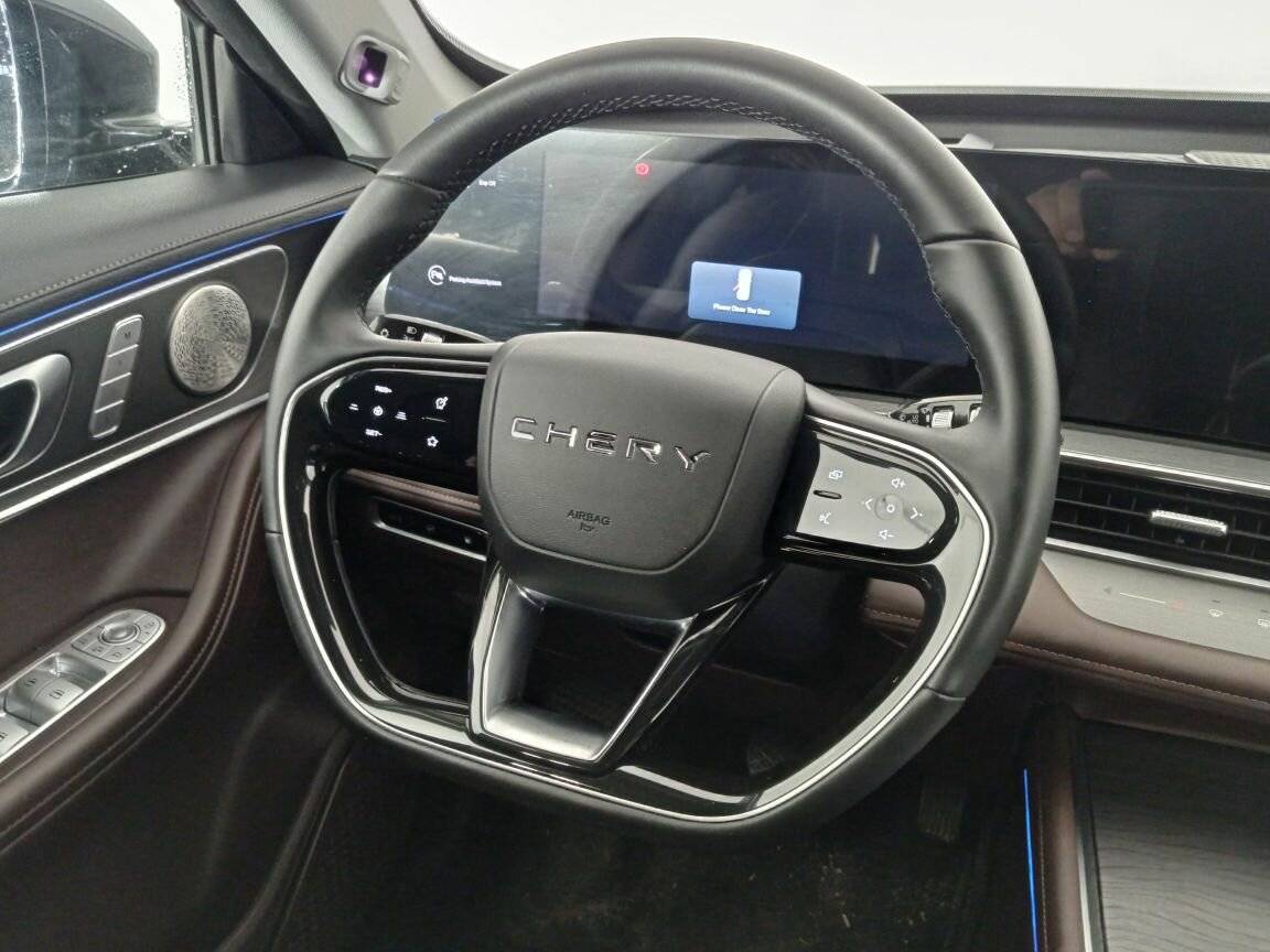 Купить Chery Tiggo 8 Pro Plug-in Hybrid с пробегом. Фото: #8