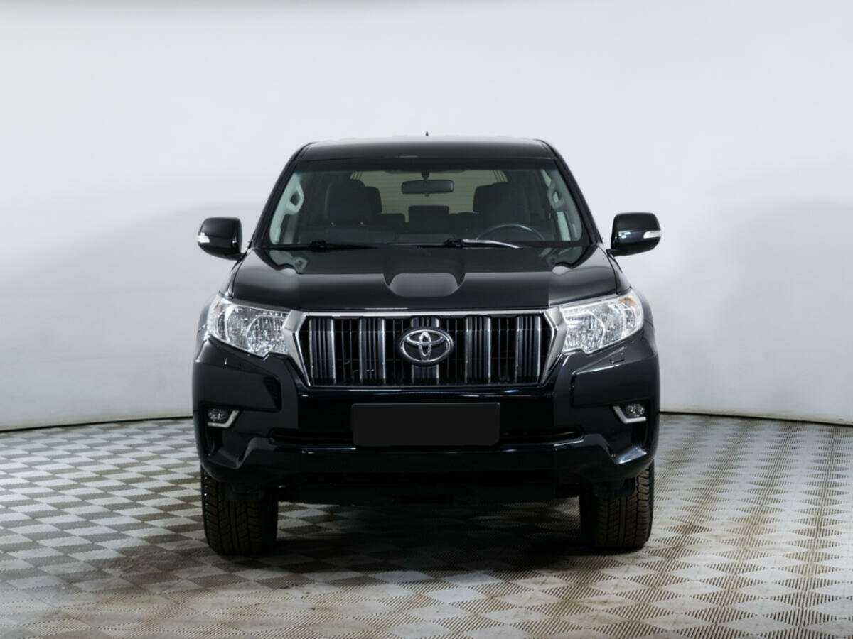 Купить Toyota Land Cruiser Prado с пробегом. Фото: #1