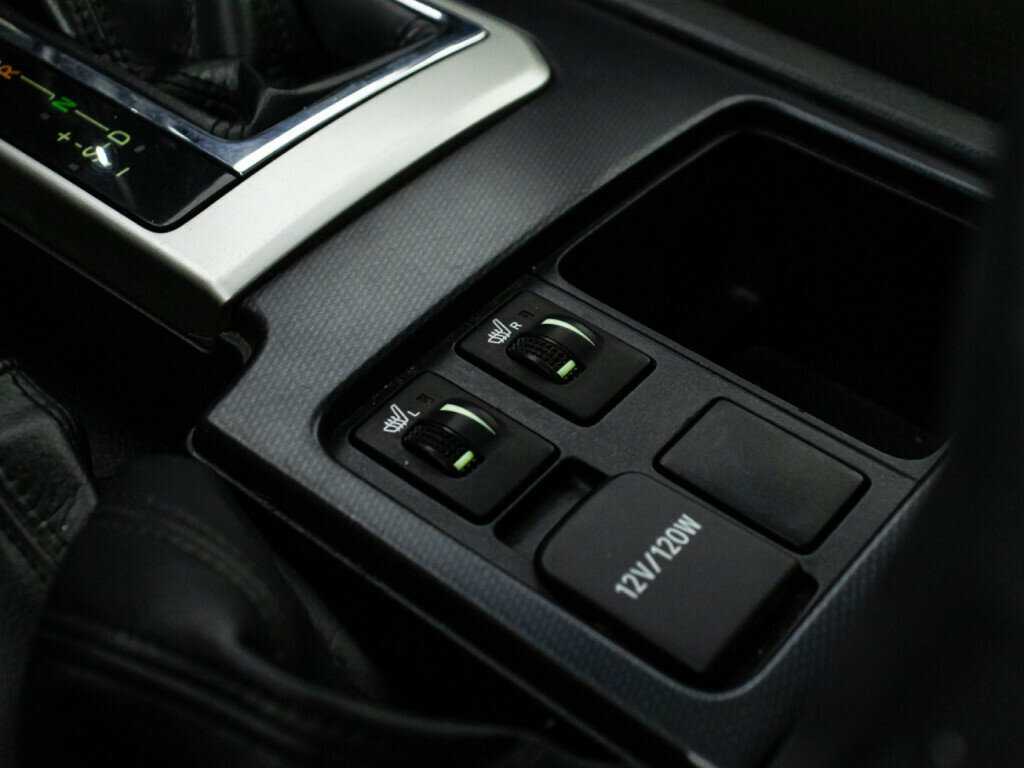 Купить Toyota Land Cruiser Prado с пробегом. Фото: #17