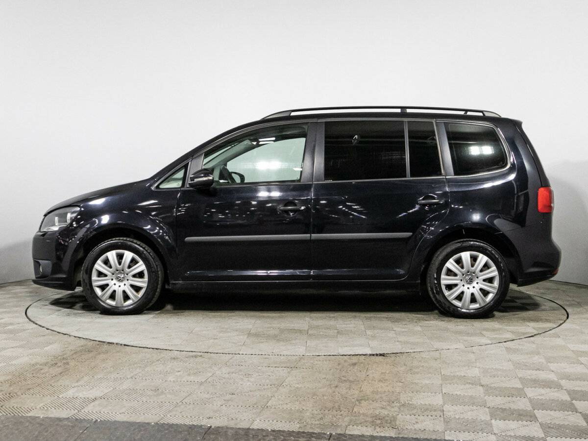 Купить Volkswagen Touran с пробегом. Фото: #7