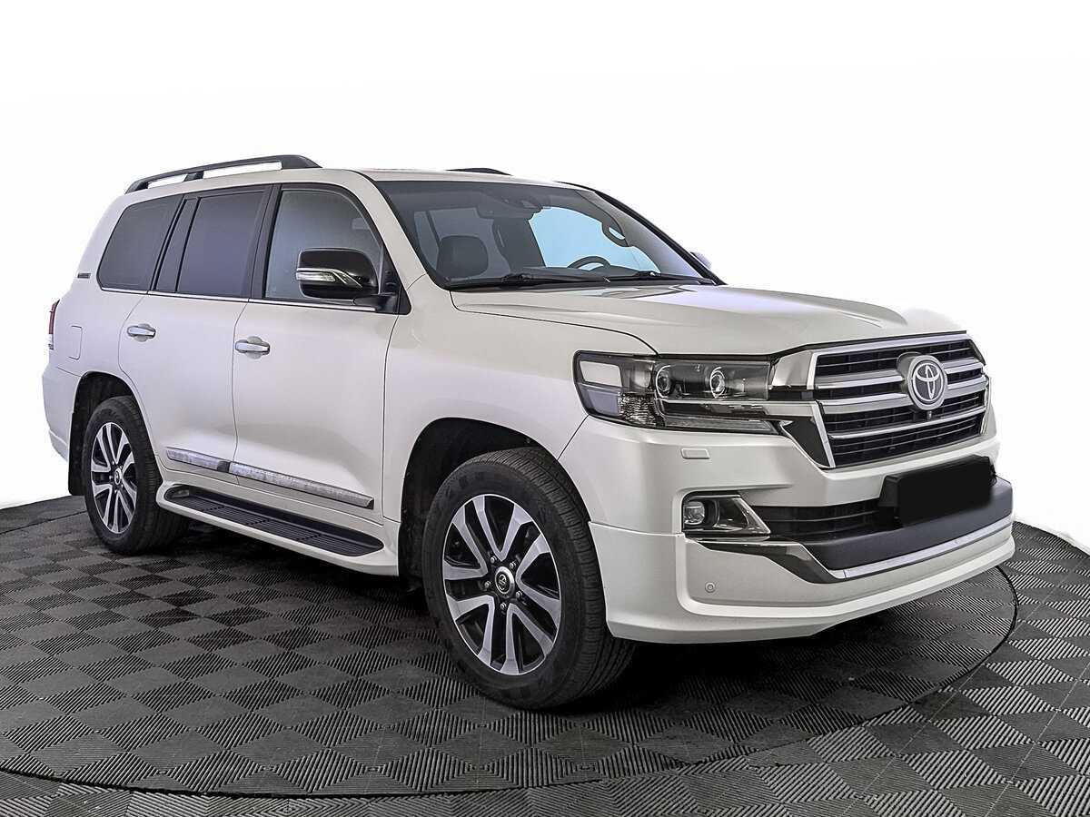 Купить Toyota Land Cruiser с пробегом. Фото: #2