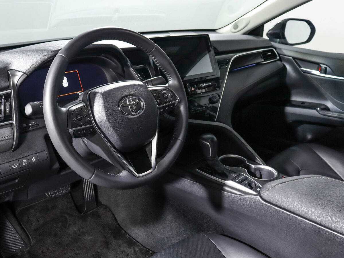 Купить Toyota Camry с пробегом. Фото: #12