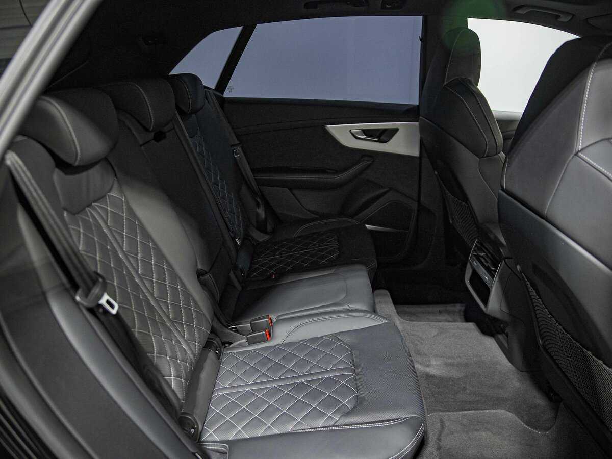 Купить Audi Q8 с пробегом. Фото: #20