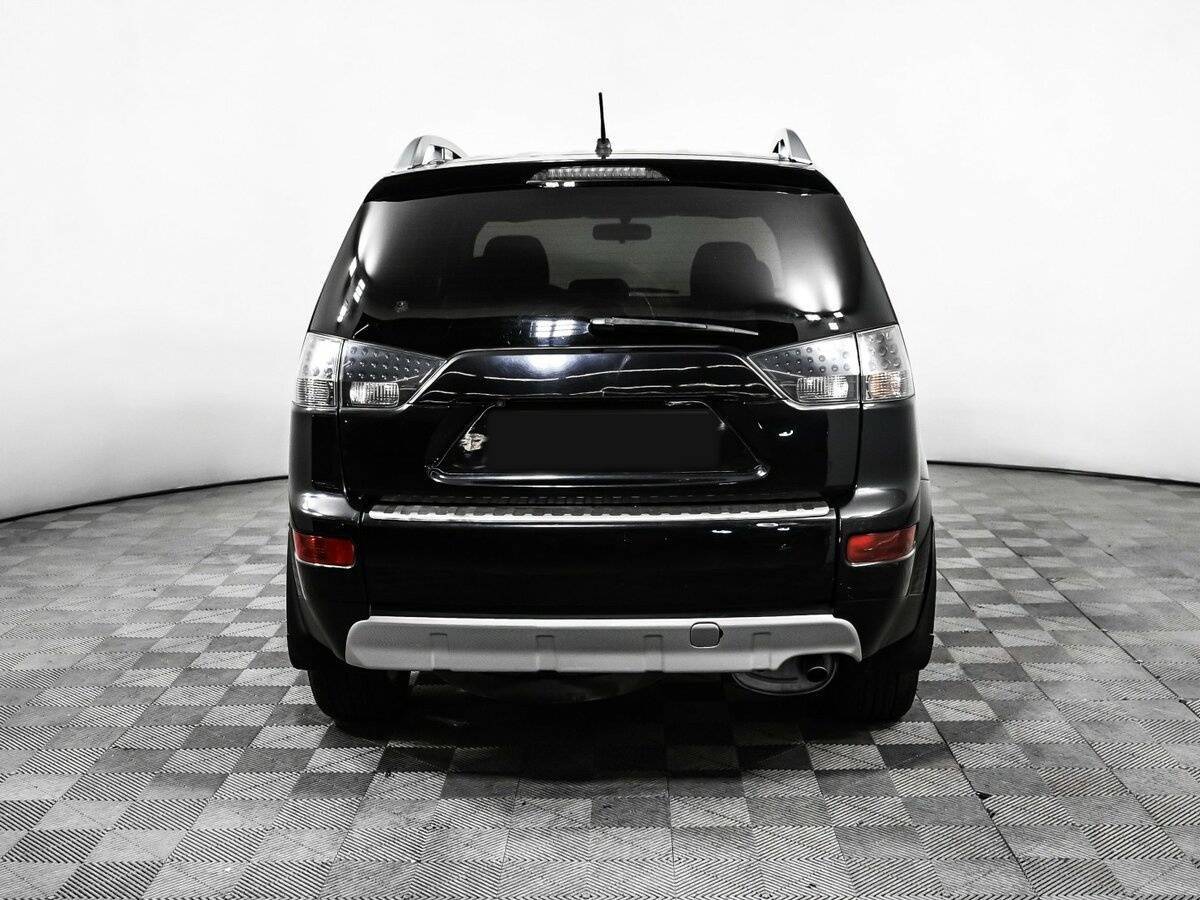 Купить Mitsubishi Outlander с пробегом. Фото: #5