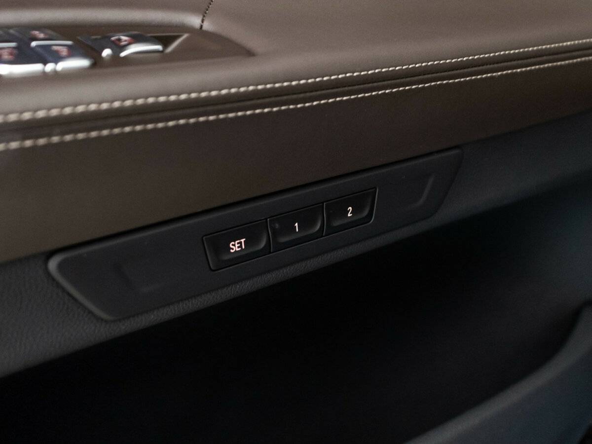 Купить BMW 7 серии с пробегом. Фото: #16