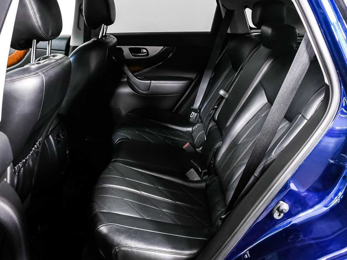 Купить Infiniti QX70 с пробегом. Фото: #12