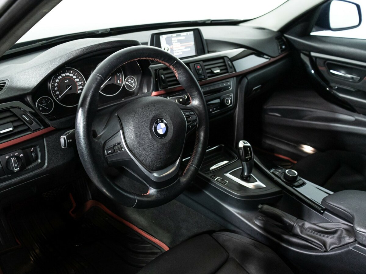 Купить BMW 3 серии с пробегом. Фото: #9