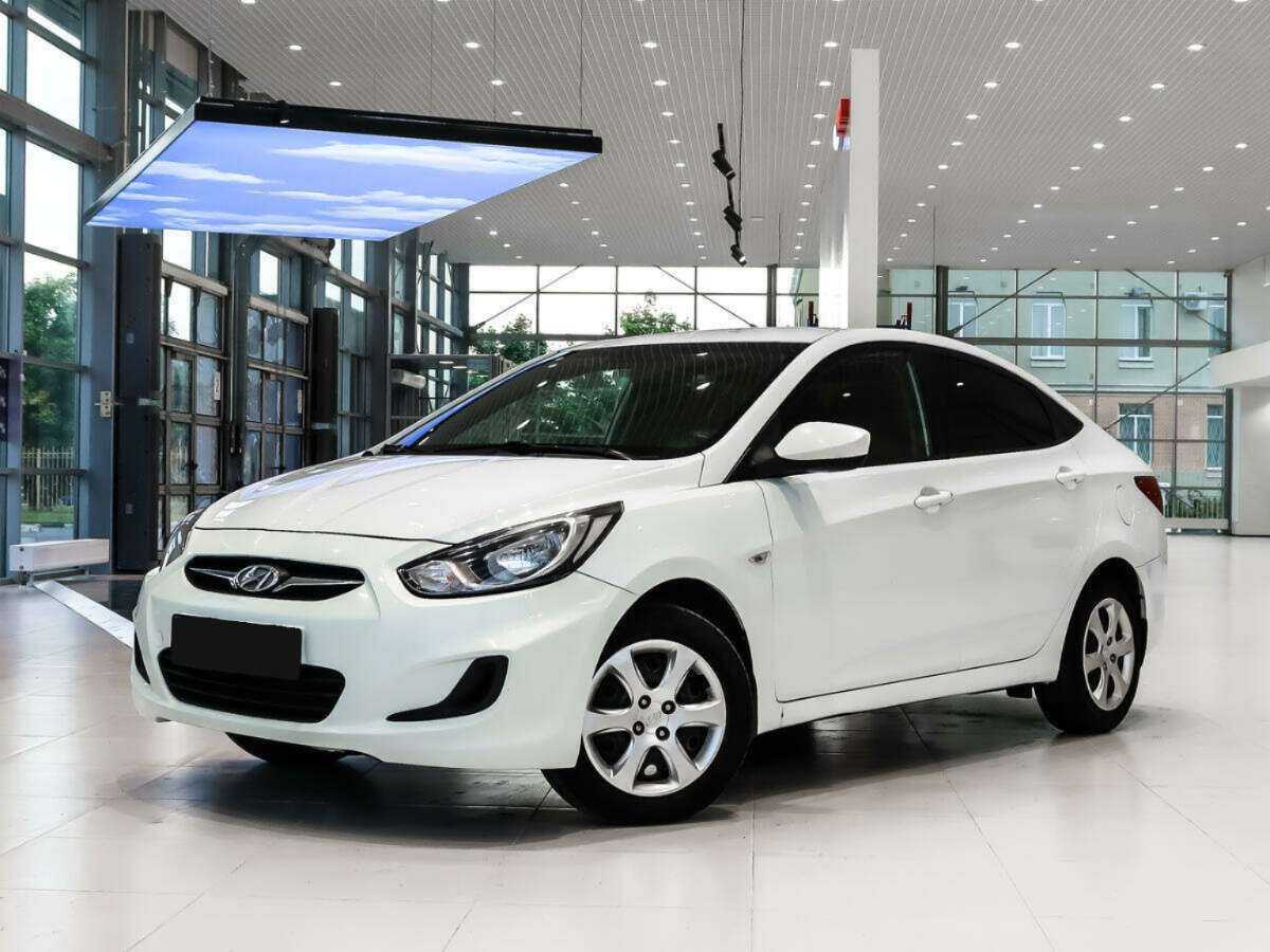 Купить Hyundai Solaris с пробегом. Фото: #0