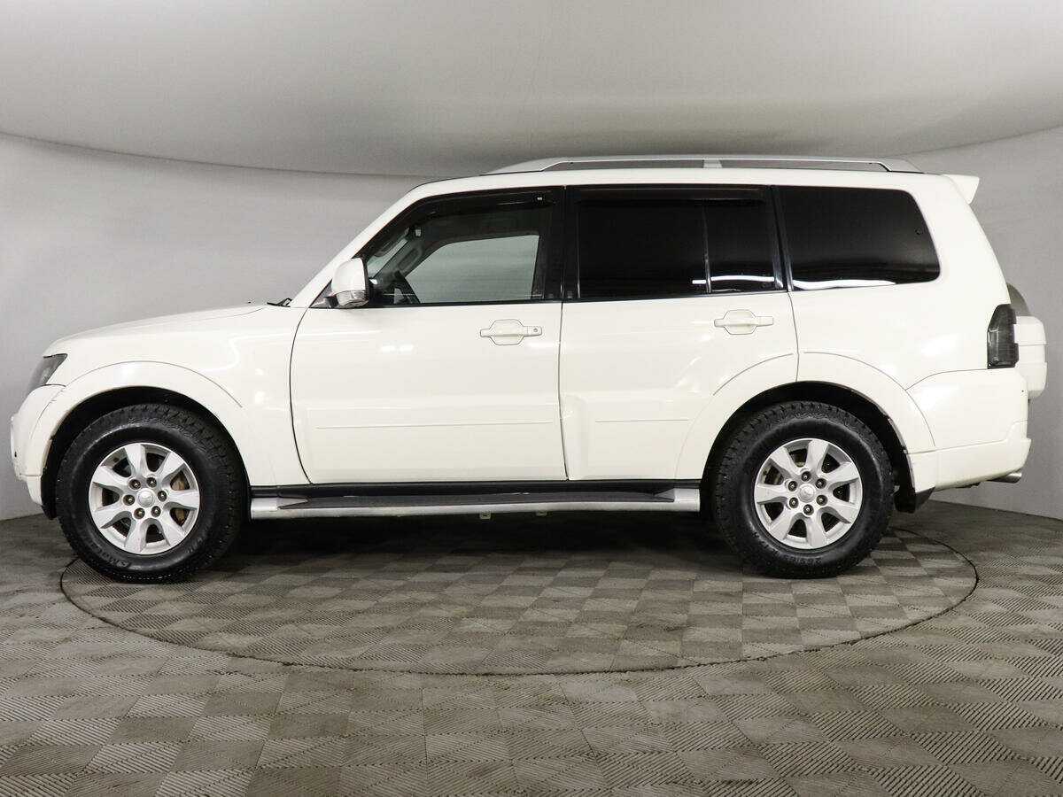 Купить Mitsubishi Pajero с пробегом. Фото: #7