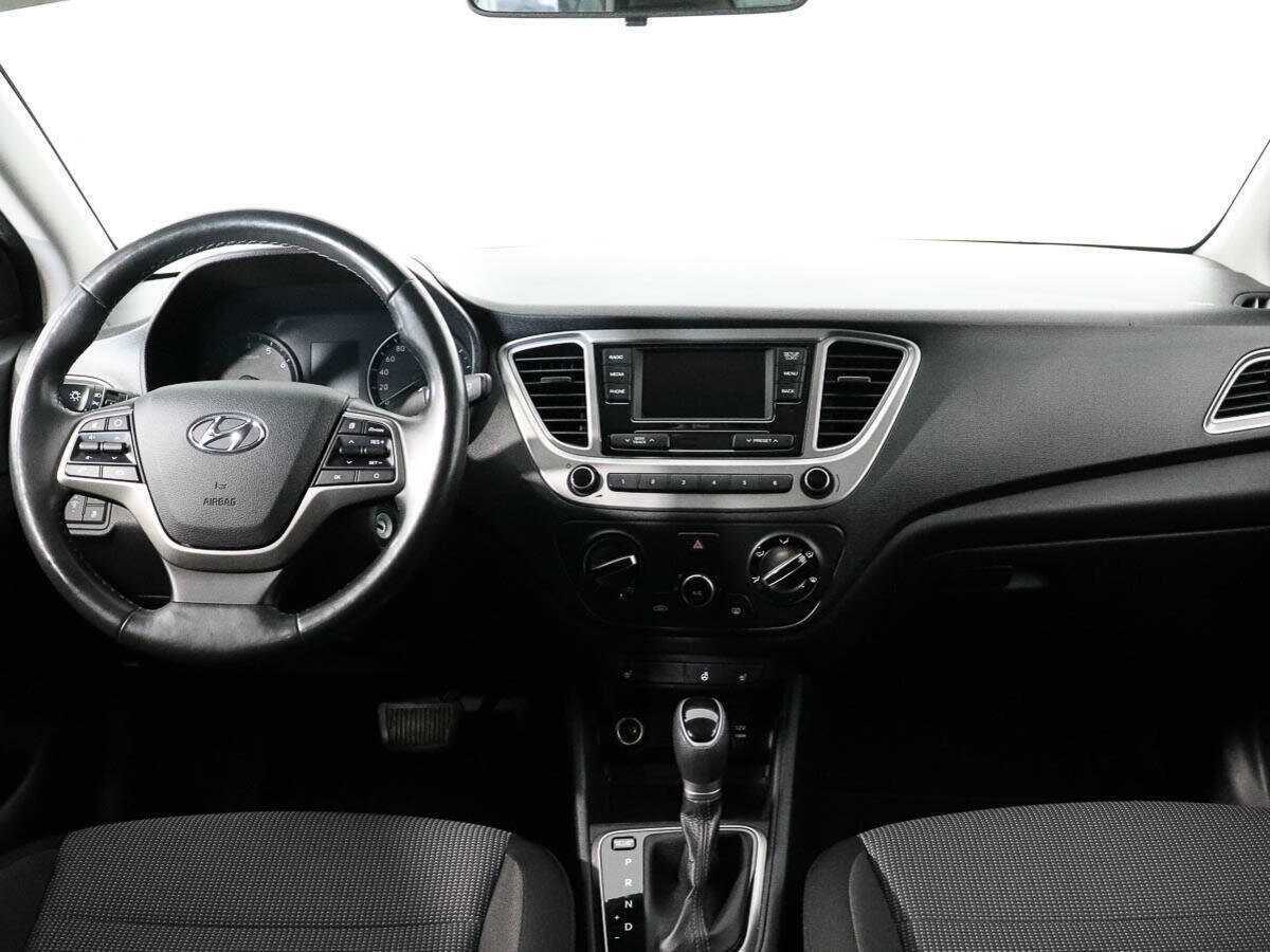 Купить Hyundai Solaris с пробегом. Фото: #12