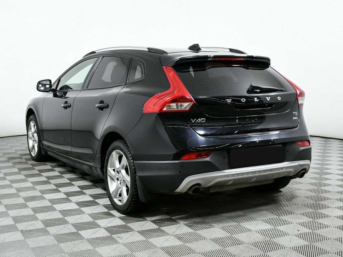 Купить Volvo V40 Cross Country с пробегом. Фото: #6