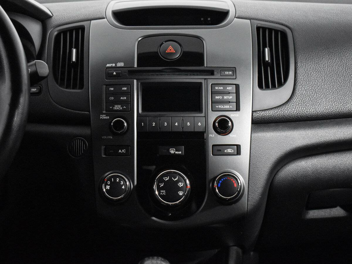 Купить Kia Cerato с пробегом. Фото: #11