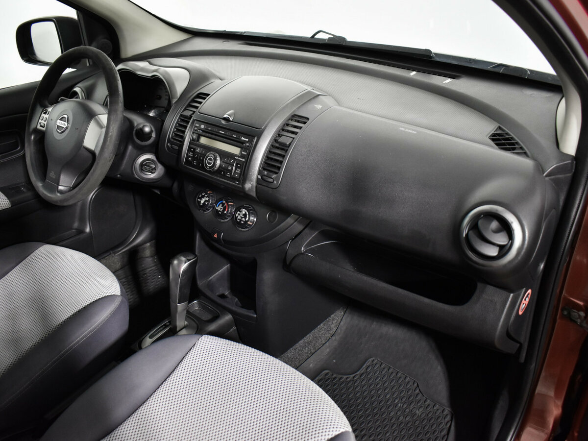 Купить Nissan Note с пробегом. Фото: #11