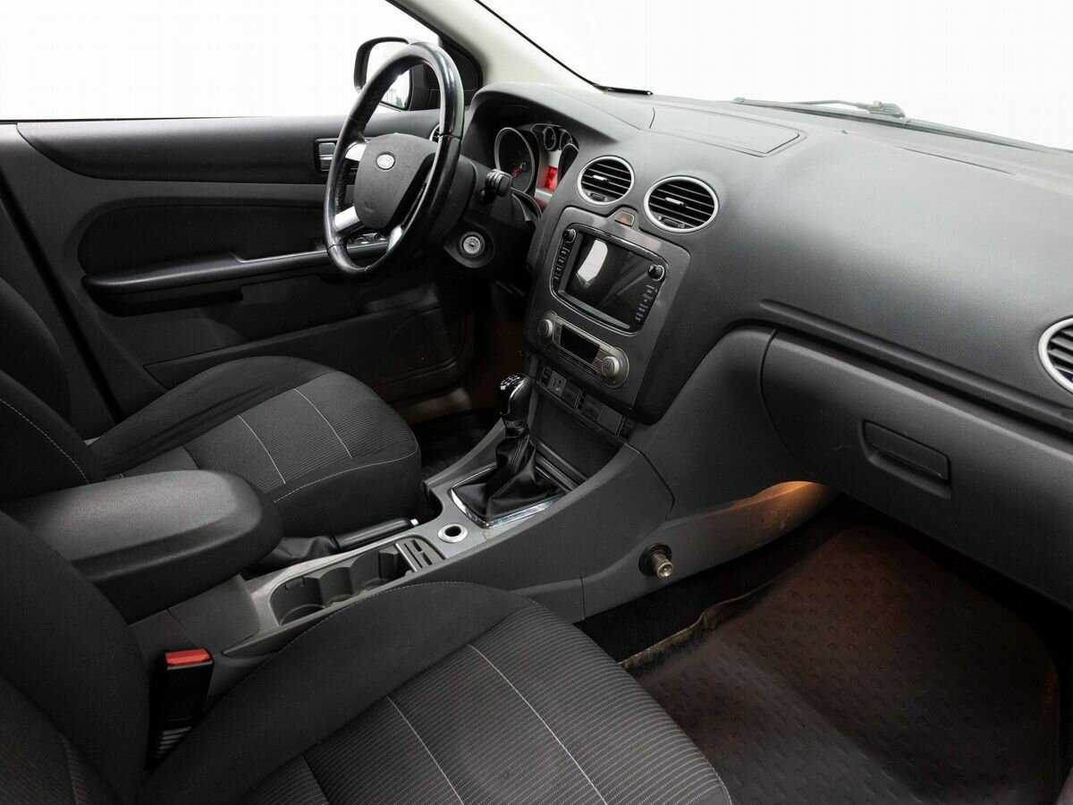 Купить Ford Focus с пробегом. Фото: #10