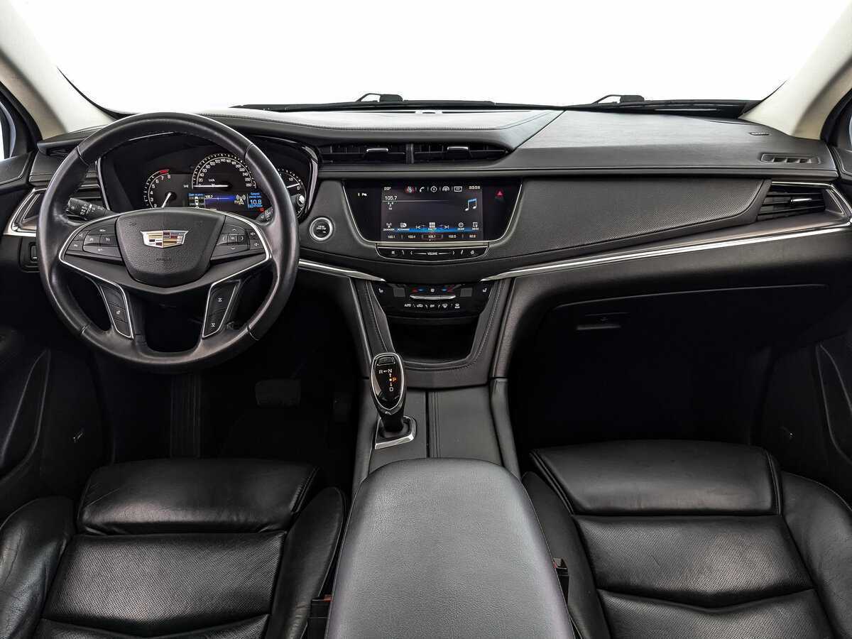 Купить Cadillac XT5 с пробегом. Фото: #13
