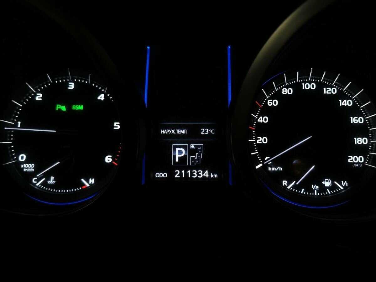 Купить Toyota Land Cruiser Prado с пробегом. Фото: #16