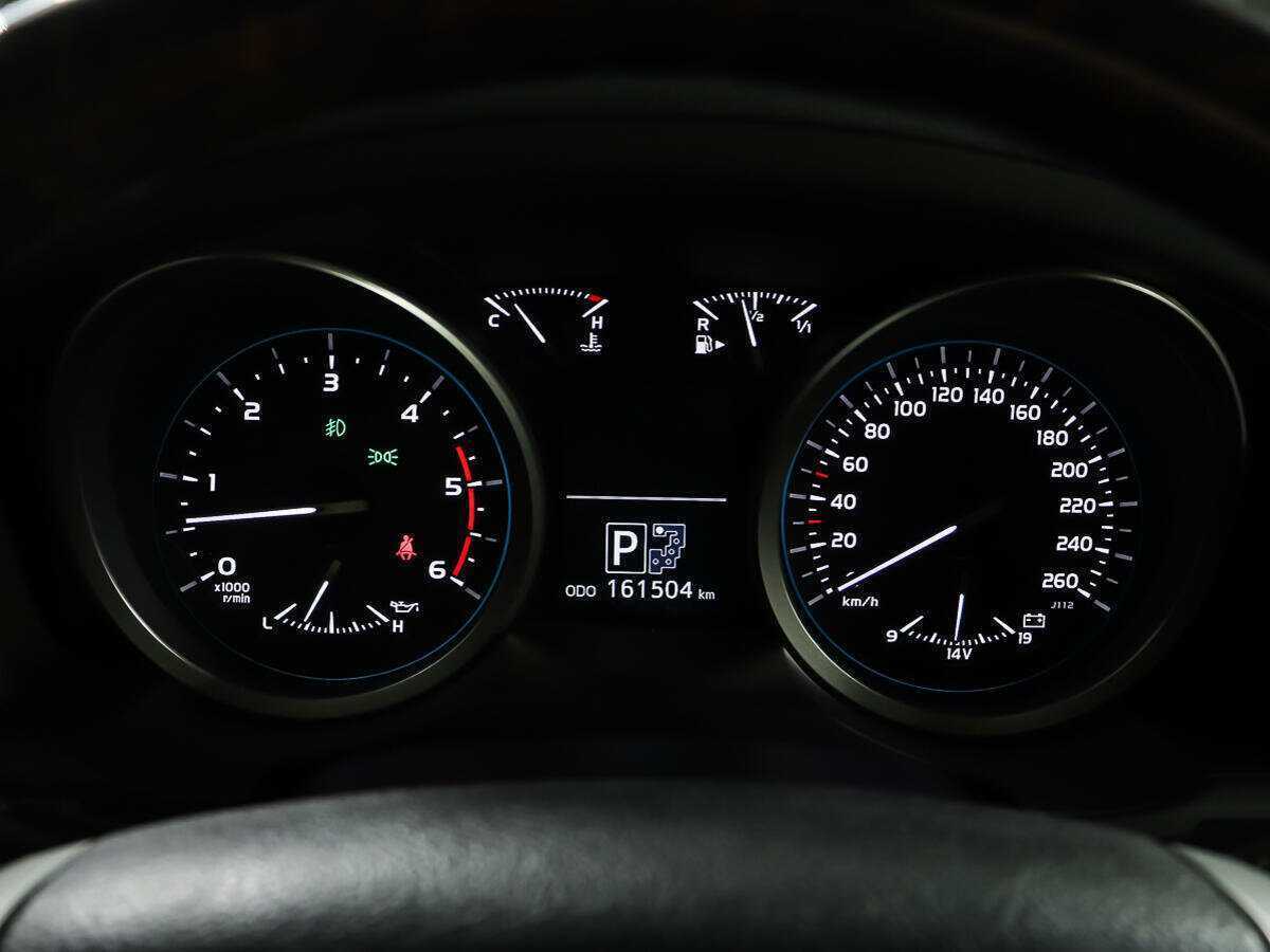 Купить Toyota Land Cruiser с пробегом. Фото: #14