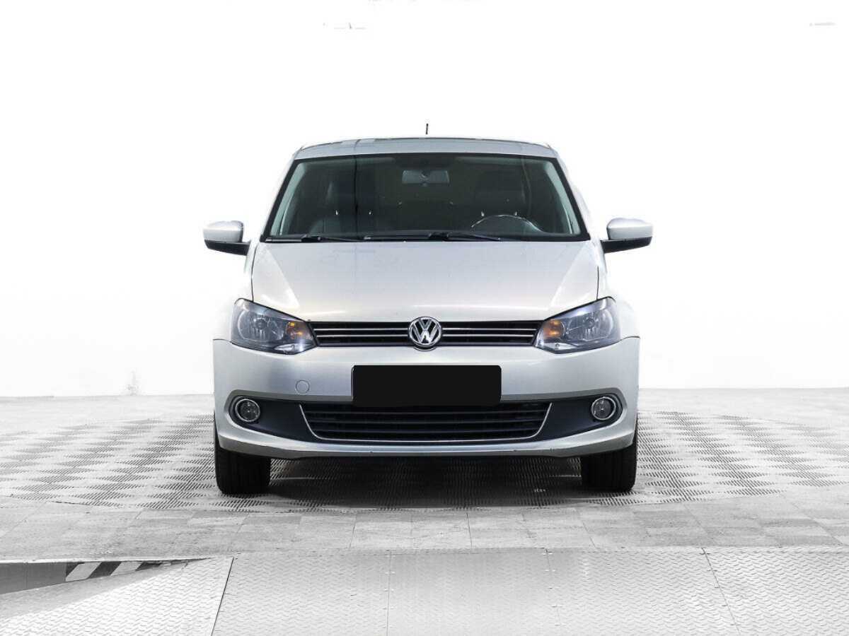 Купить Volkswagen Polo с пробегом. Фото: #1