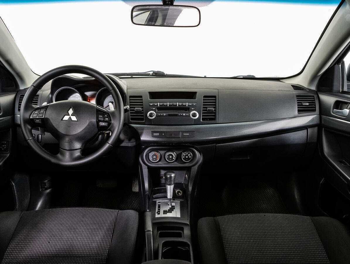 Купить Mitsubishi Lancer с пробегом. Фото: #12