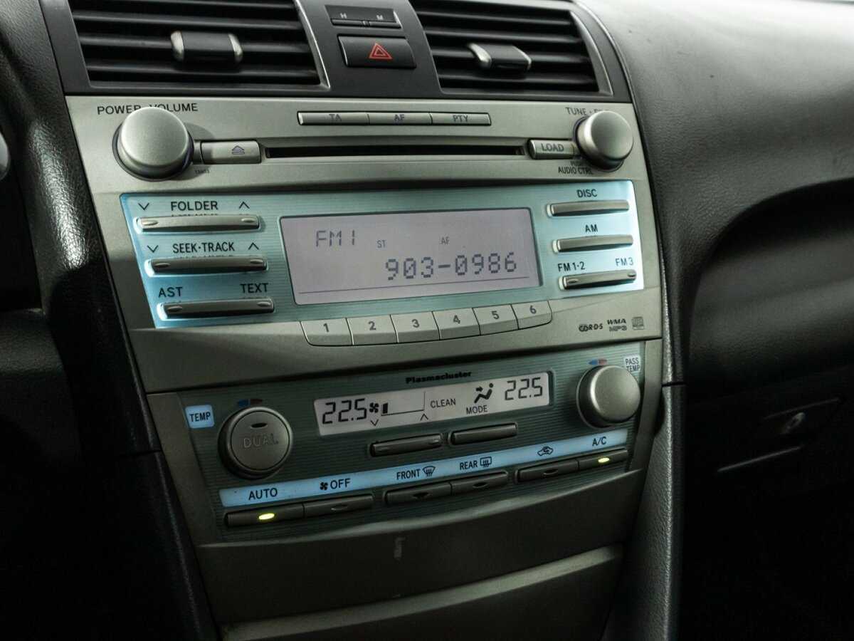 Купить Toyota Camry с пробегом. Фото: #14