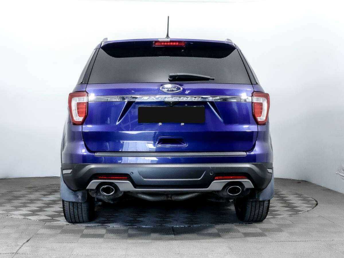 Купить Ford Explorer с пробегом. Фото: #4