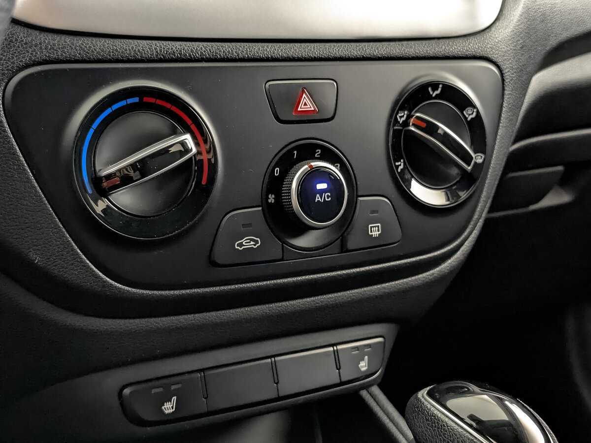 Купить Hyundai Solaris с пробегом. Фото: #16