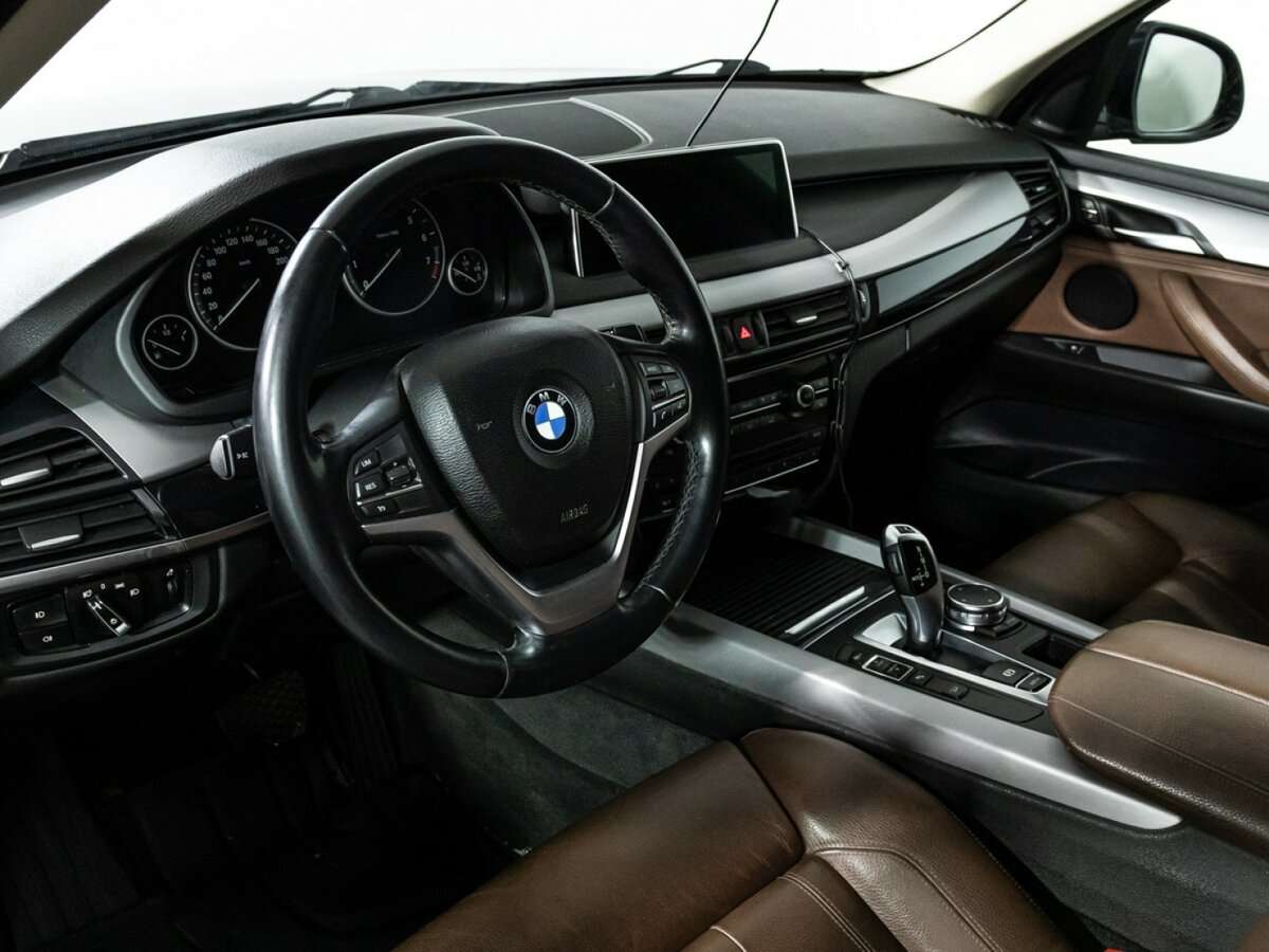 Купить BMW X5 с пробегом. Фото: #9