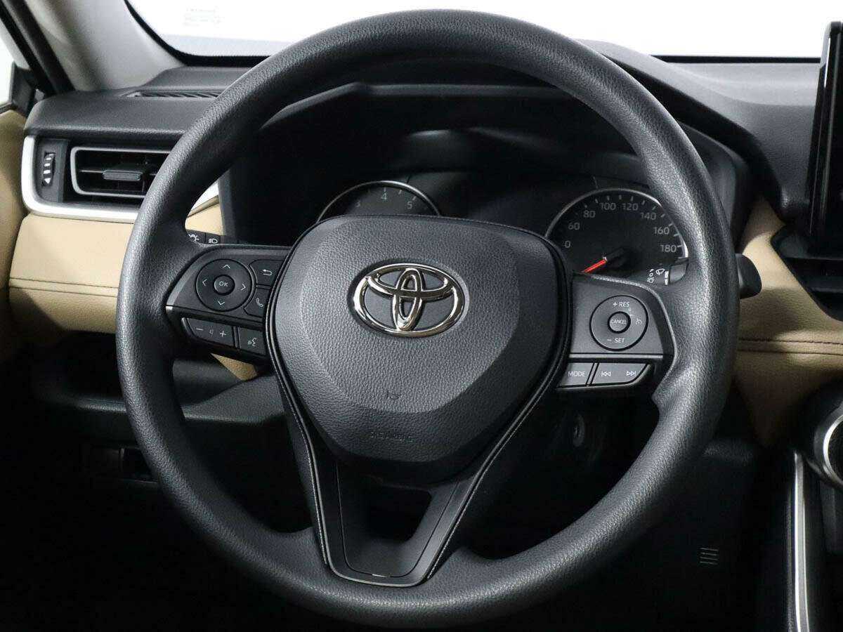 Купить Toyota RAV4 с пробегом. Фото: #11