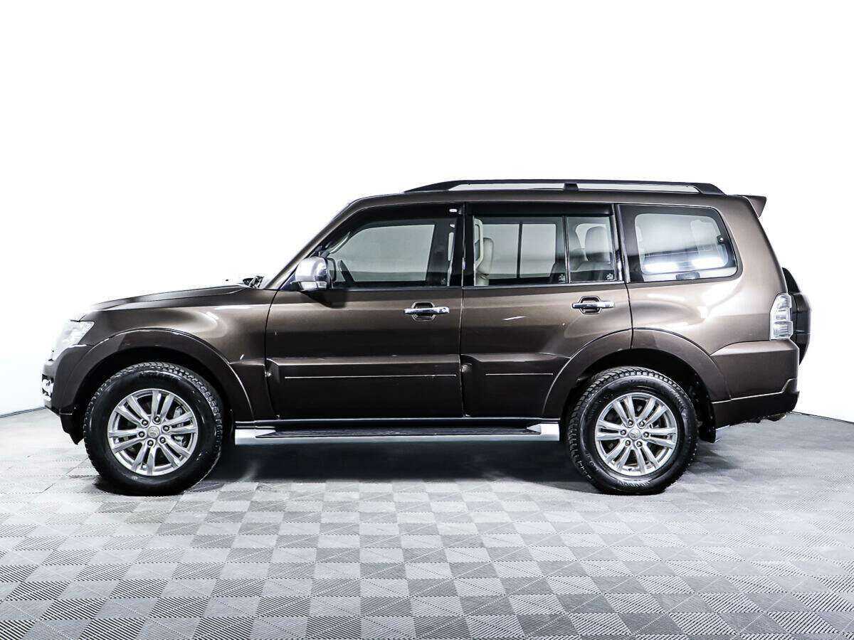Купить Mitsubishi Pajero с пробегом. Фото: #6