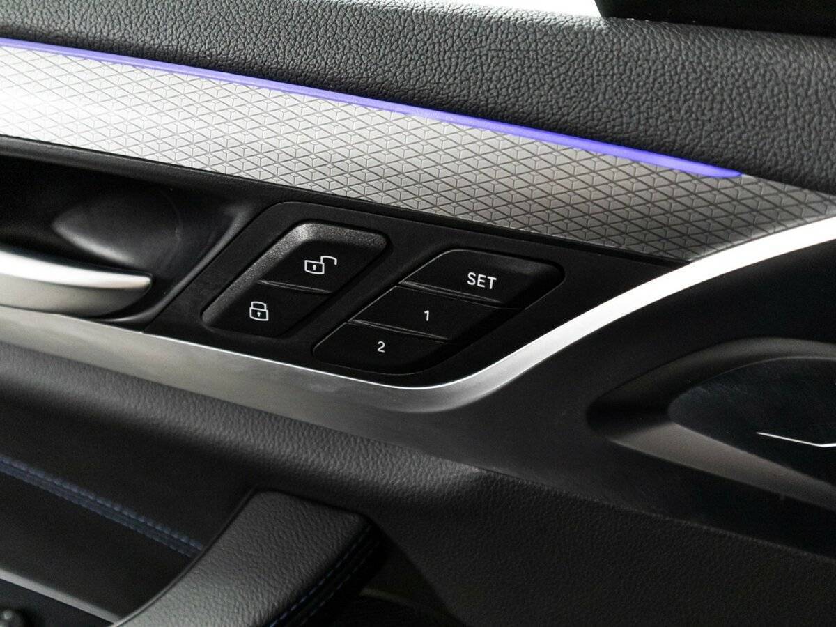 Купить BMW X4 с пробегом. Фото: #17