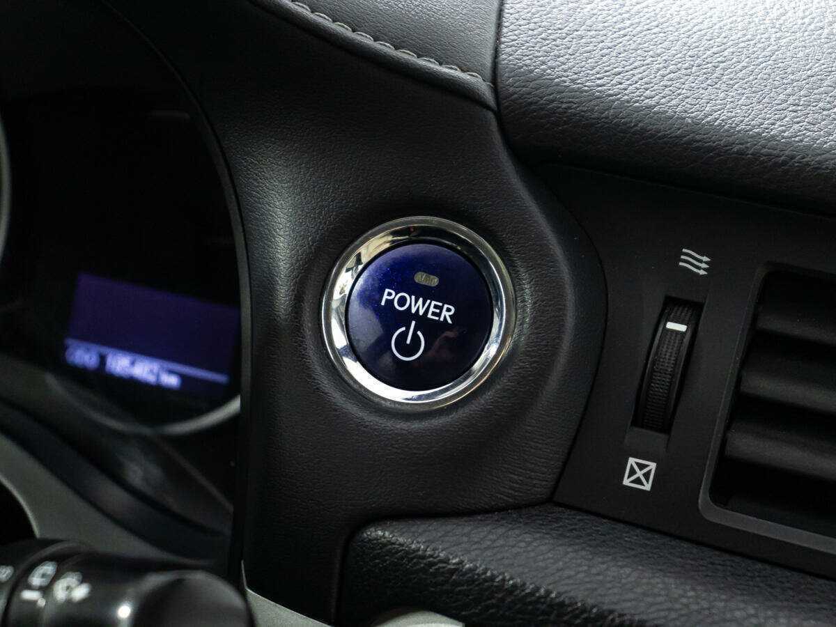 Купить Lexus CT с пробегом. Фото: #16