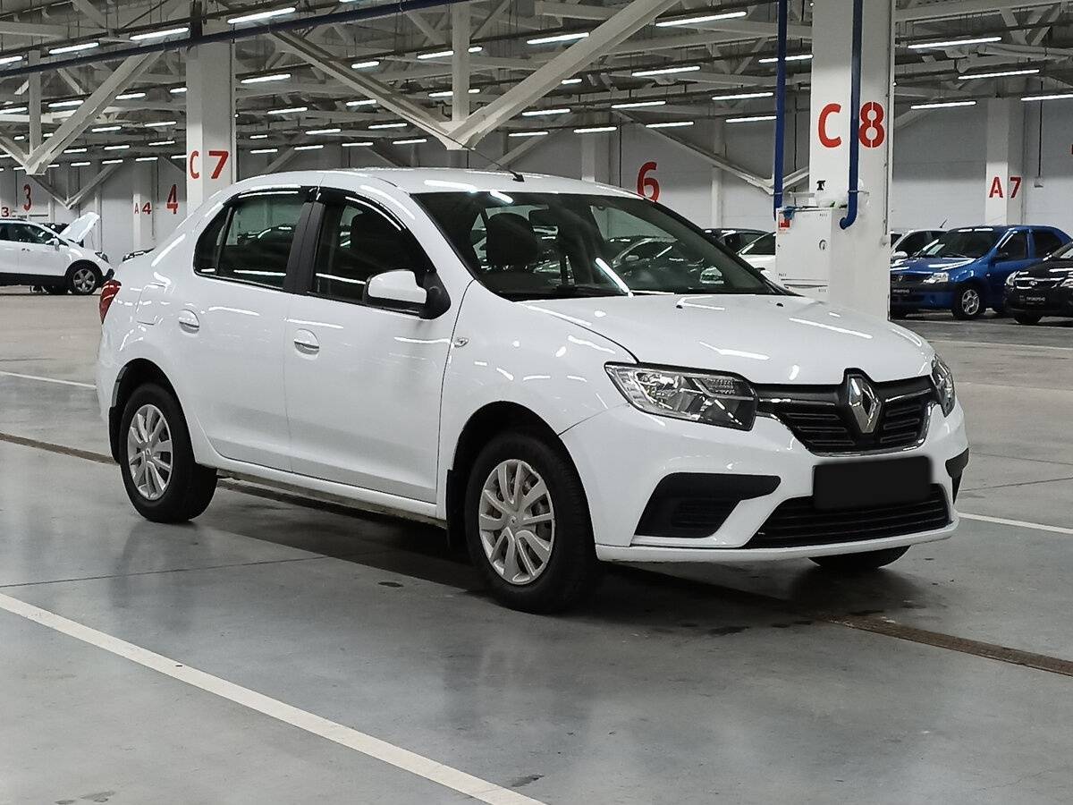 Купить Renault Logan с пробегом. Фото: #2